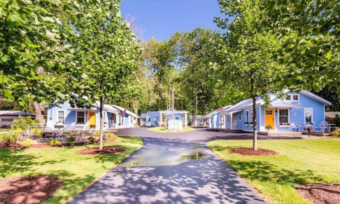 Paw Paw Lake Cottage | Entire cottage in Coloma, Michigan, United States