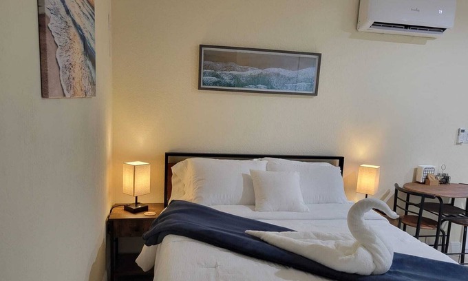 Lake Worth Corridor Apartment | Entire guest suite.