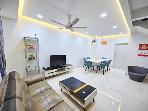 Daerah Kulai House | Entire Home at Indahpura, Kulai