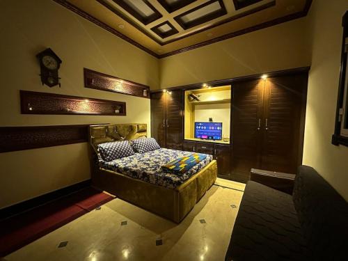 Peshawar Apartment | Entire Home in Peshawar Gulbahar