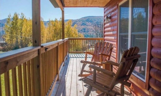 West Kill House | Entire Home Near Hunter/Hiking *New Home*