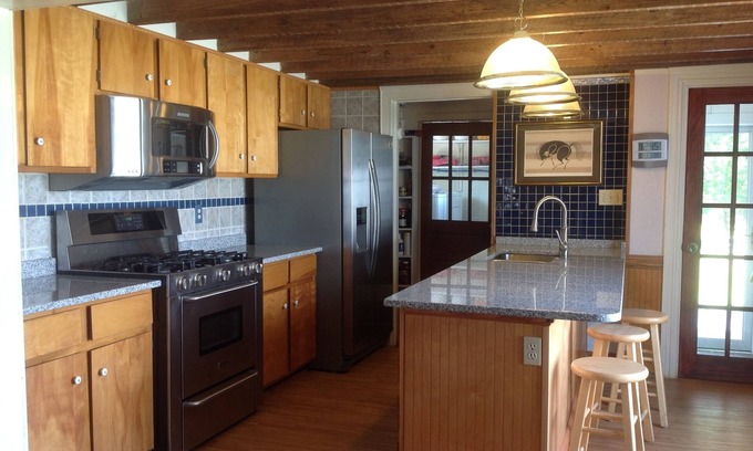 Newport House | Entire Home - Southern Maryland Between Washington, DC & Amish Farms
