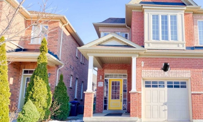 Churchill Meadows House | Entire Home with Basement in Mississauga