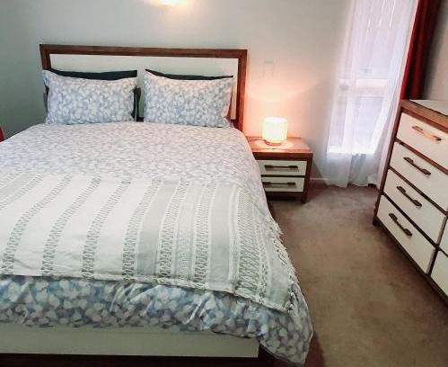 Papatoetoe House | Entire house 4 beds and close to airport public amenities