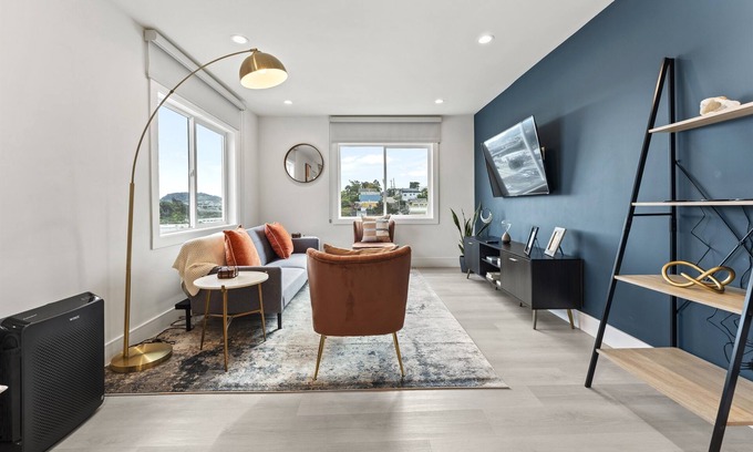 Bernal Heights House | Entire House | 700+ Mbps Wifi | City Views