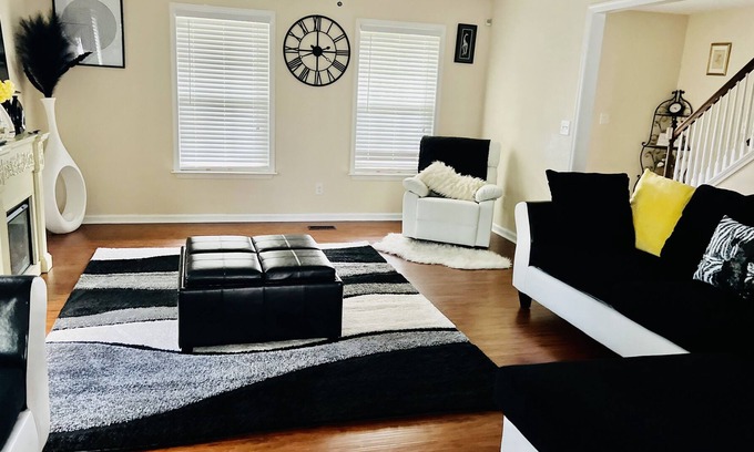 Portsmouth House | Entire house: Clean & spacious house 4 the family.