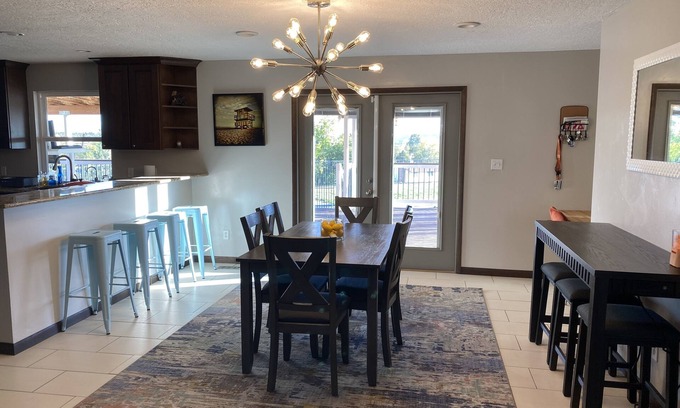 Farmington House | ENTIRE HOUSE CLOSE TO EVERYTHING! BEAUTIFUL VIEWS!
