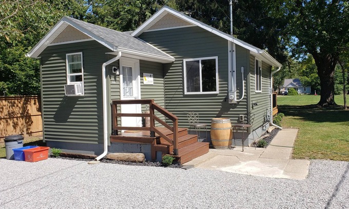 Colchester House | Entire house located in the heart of wine country. Spring and Summer Hot Rates!