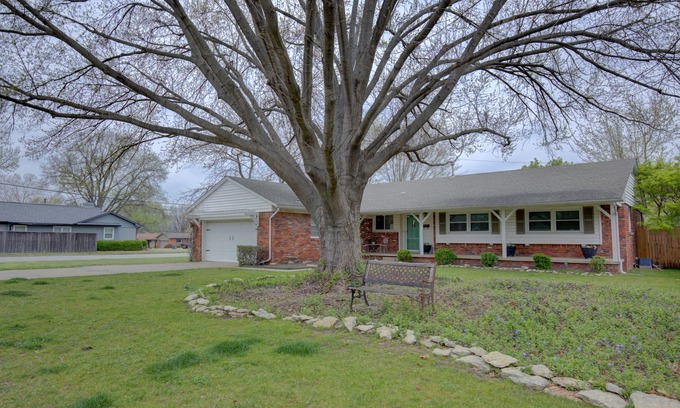 Tulsa House | Entire House Next to LaFortune Park and St. Francis Hospital! Pets Welcome!