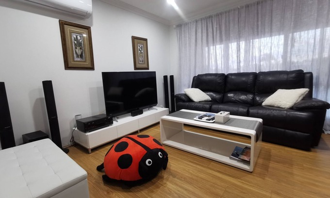 Marangaroo House | Entire House with 4 bedrooms and Fully Air-Conditioned