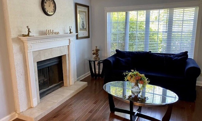 Round Lake Beach House | Entire Lake Villa Home!