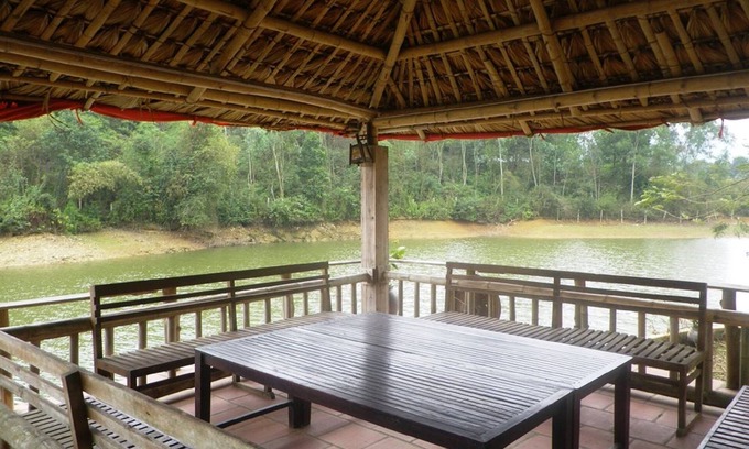 Bai Lang House | Entire Lakeside House in Hanoi Countryside : Private home with resort facilities