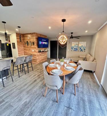 Gustavo A. Madero Apartment | Entire Luxurious Apartment in Shopping Mall