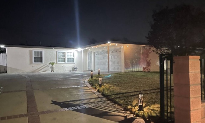 Westmont House | Entire Newly Renovated House in North Pomona