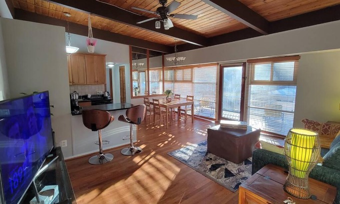 Annandale Apartment | Entire one bedroom apartment