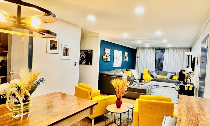 Aspen Hill Condo | Entire place with parking wifi laundry