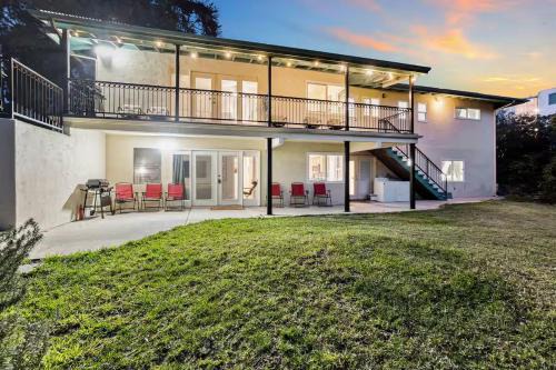 La Mesa House | Entire Private 4-BR Home, Lux King Bed, Big Yard, Prime Area, Ranch Style, Available Now