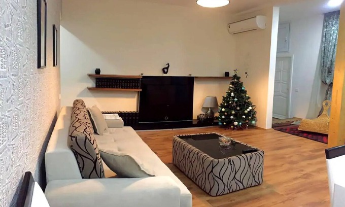 Baku Apartment | Entire serviced apartment in Baku, Azerbaijan