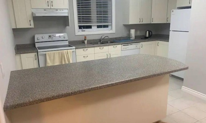 Orangeville House | Entire top floor huge 1 bedroom apt private entry!