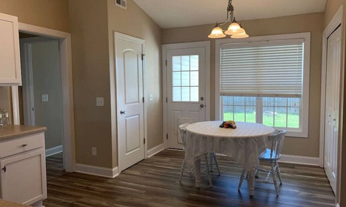 Winterville House | Entire Townhome, Families, Travel Nurses