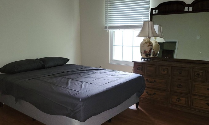 Fairland House | Entire Townhouse in a safe neighborhood