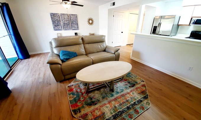 Columbia Condo | Entire unit - Pet Friendly - Safe, Gated Community - Close to Downtown Columbia