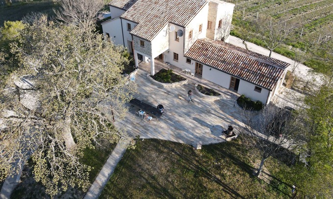 Cupramontana Villa | Entire vacation home - with 3 apartments and pool