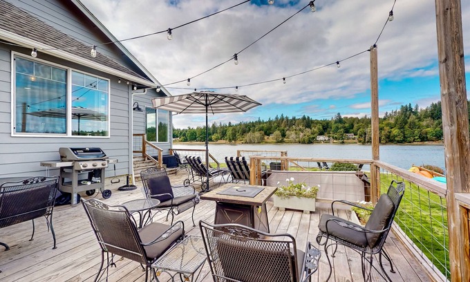 Agate Hotel | Entire waterfront property with hot tub, fire pits, patio & private beach access
