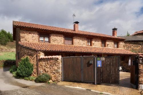 Benllera House | Entre Valles