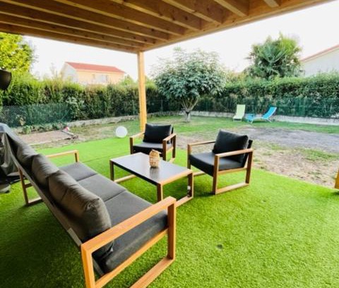 Saint-Symphorien-d'Ozon Apartment | Entre Vienne et Lyon appartement en rez-de-jardin