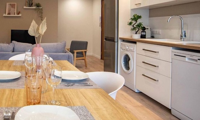 La Demi - Lune Apartment | Envie Lyonnaise Location ★ 10 persons ★ Terrace
