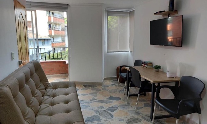 Envigado Apartment | Envigado Parque Principal - Orquideas piso 3