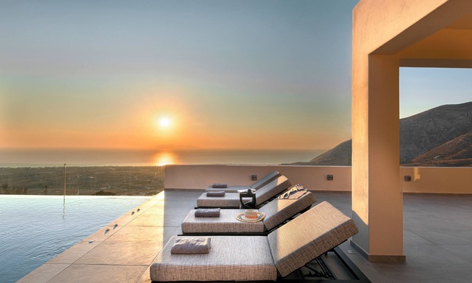 Santorini Villa | Eolia Gold Villa with Private Heated Pool