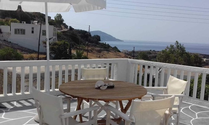 Kimolos House | Eos Kimolos House.
