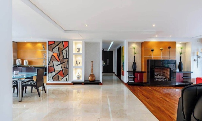 El Tesoro Apartment | |EP| Spacious 3-BR in El Poblado | Family Friendly