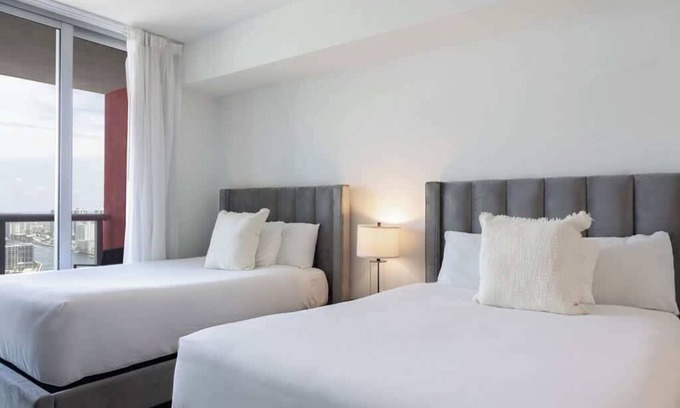 Hallandale Beach Apartment | Epic 29th-Floor Studio at Beachwalk Resort