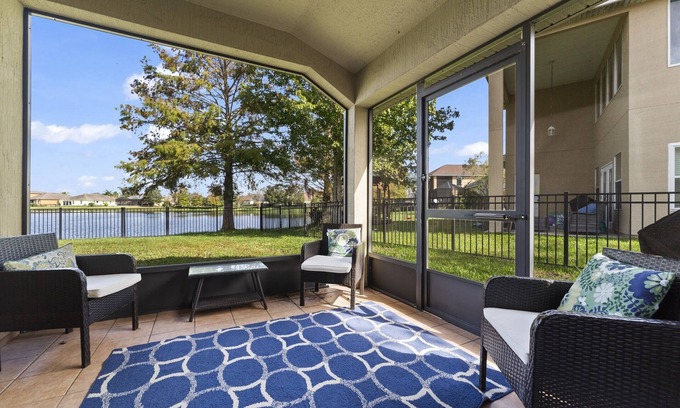 St. Augustine House | Epic Lakefront Escape w/Patio-Backyard-Views-BBQ