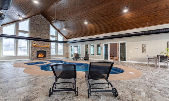 Central Bridge House | Equestrian Estate | Indoor Pool, Theater, Game Rm