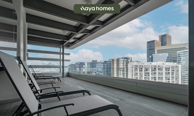 Ampliacion Granada Apartment | Equipped Apt w/Terrace | City View | Pool | Gym