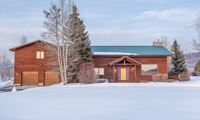 Driggs Ski Chalet | Equipped family-sized ski chalet in Driggs, ID a short drive to Grand Targhee.