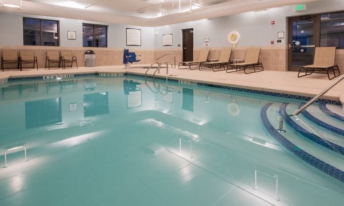 Amherst Apartment | Equipped Suite | Free Daily Breakfast, Pool Access + Gym Access
