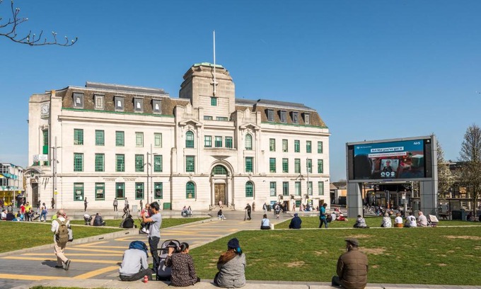 Woolwich House | Equitable Hotel