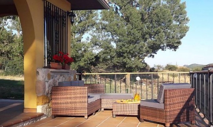 Hontoria del Pinar Cottage | Eras de la Cabizuela House (full rental) for 7 people VuT-09/071