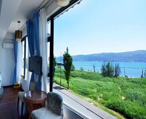 Caicun House | Erhaike Seaview Inn