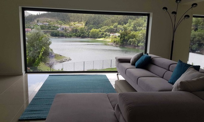 Guilhofrei House | ERMAL HOUSE - HOUSE