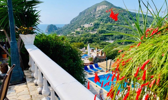Parelia House | Ermones Ruby Villa