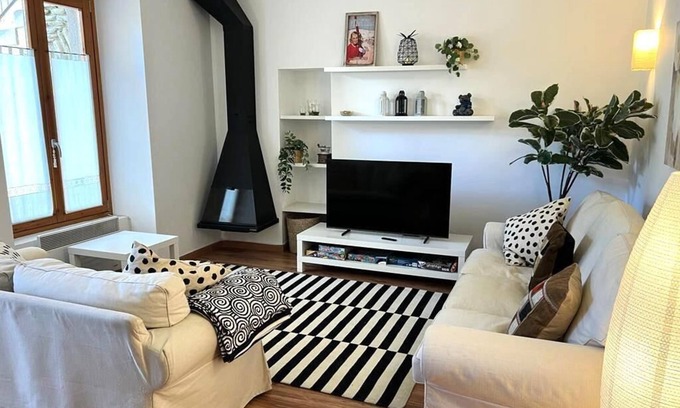Err Apartment | Err III - Two Bedroom Apartment, Sleeps 5