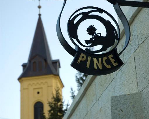 Tokaj Apartment | Erzsébet Pince