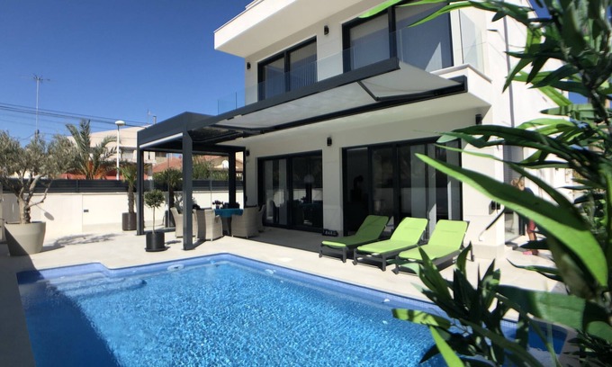 Guardamar del Segura House | Villa Bella - La Marina modern villa near the beach