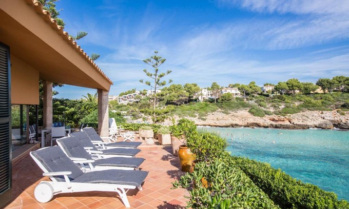 Cala Mandia Ski Chalet | Es Mirador